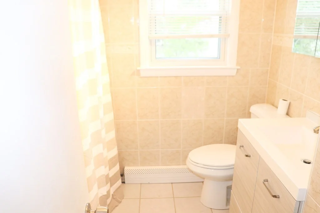 3 bed, 1 bath apartment for rent at 21 Clark St Unit 2, Randolph — photo 11 of 22