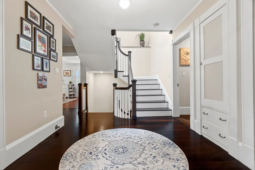 6 bed, 3 bath apartment for rent at 21 Clover St, Belmont — photo 19 of 38
