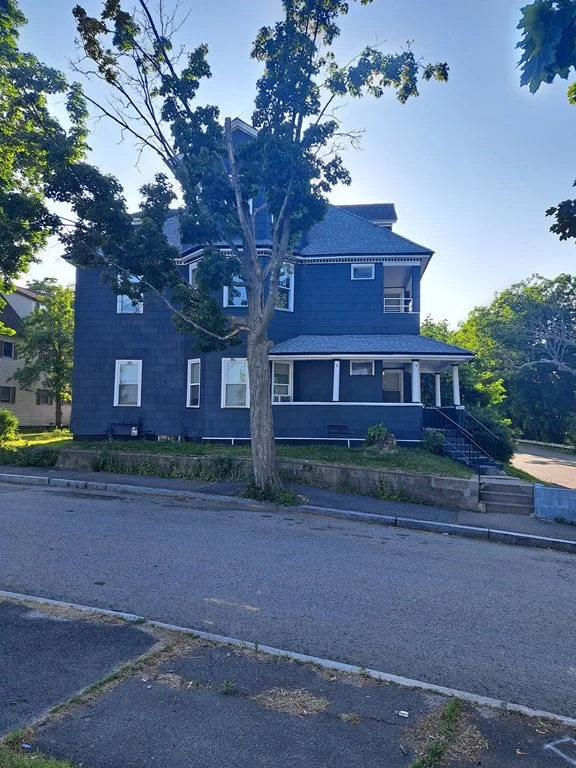 1 bed, 1 bath apartment for rent at 21 Coes St Unit 3R, Columbus Park — photo 4 of 18