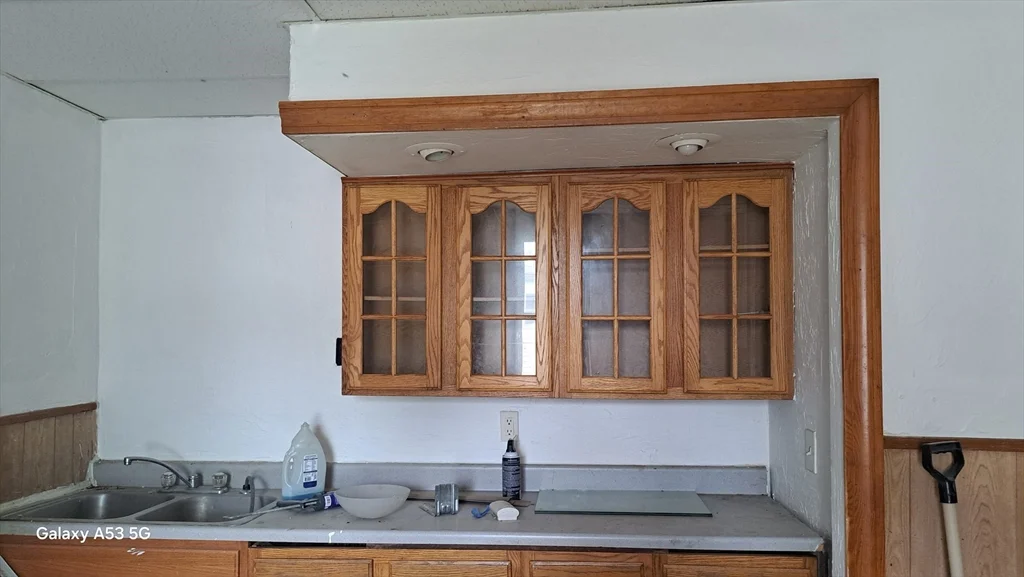 1 bed, 1 bath apartment for rent at 21 Coes St Unit 3R, Columbus Park — photo 16 of 18