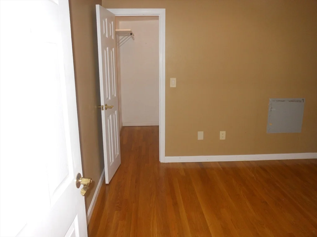 3 bed, 1 bath apartment for rent at 21 Cook Unit 1, Chelsea — photo 29 of 32