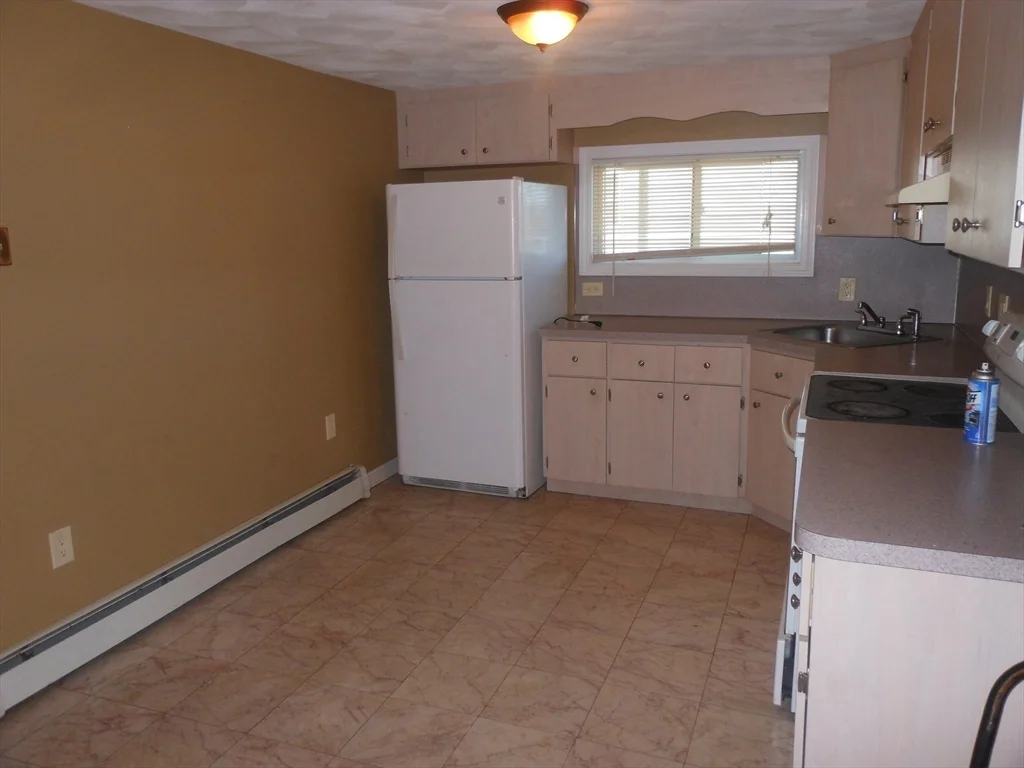 3 bed, 1 bath apartment for rent at 21 Cook Unit 1, Chelsea — photo 23 of 32