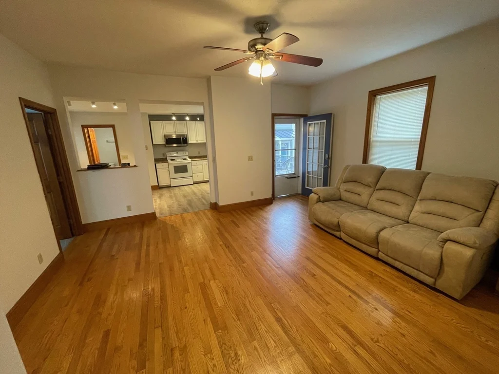 2 bed, 1 bath apartment for rent at 21 Court St Unit B, Groton — photo 4 of 12