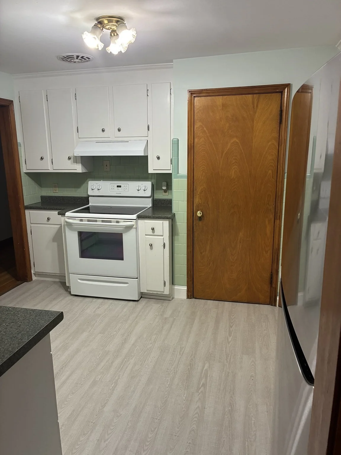 4 bed, 2 bath apartment for rent at 21 Diamond Hill Ave Unit 0, Boylston — photo 4 of 23