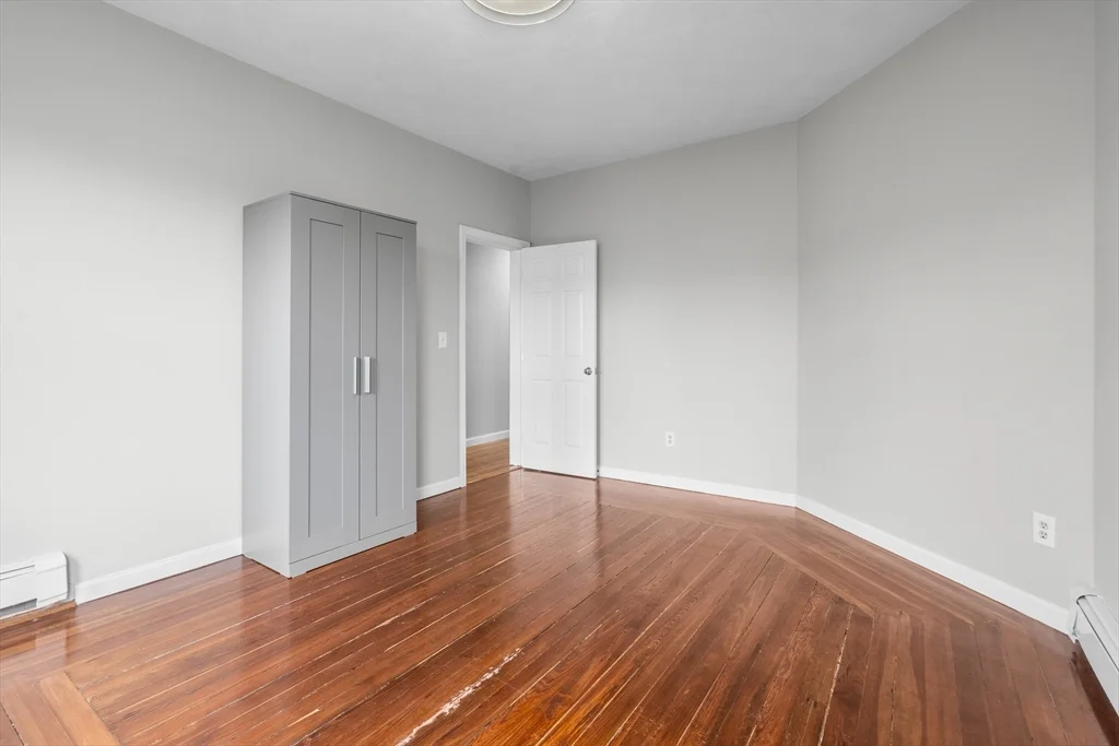 3 bed, 1 bath apartment for rent at 21 Dix St Unit 2, Dorchester — photo 14 of 21