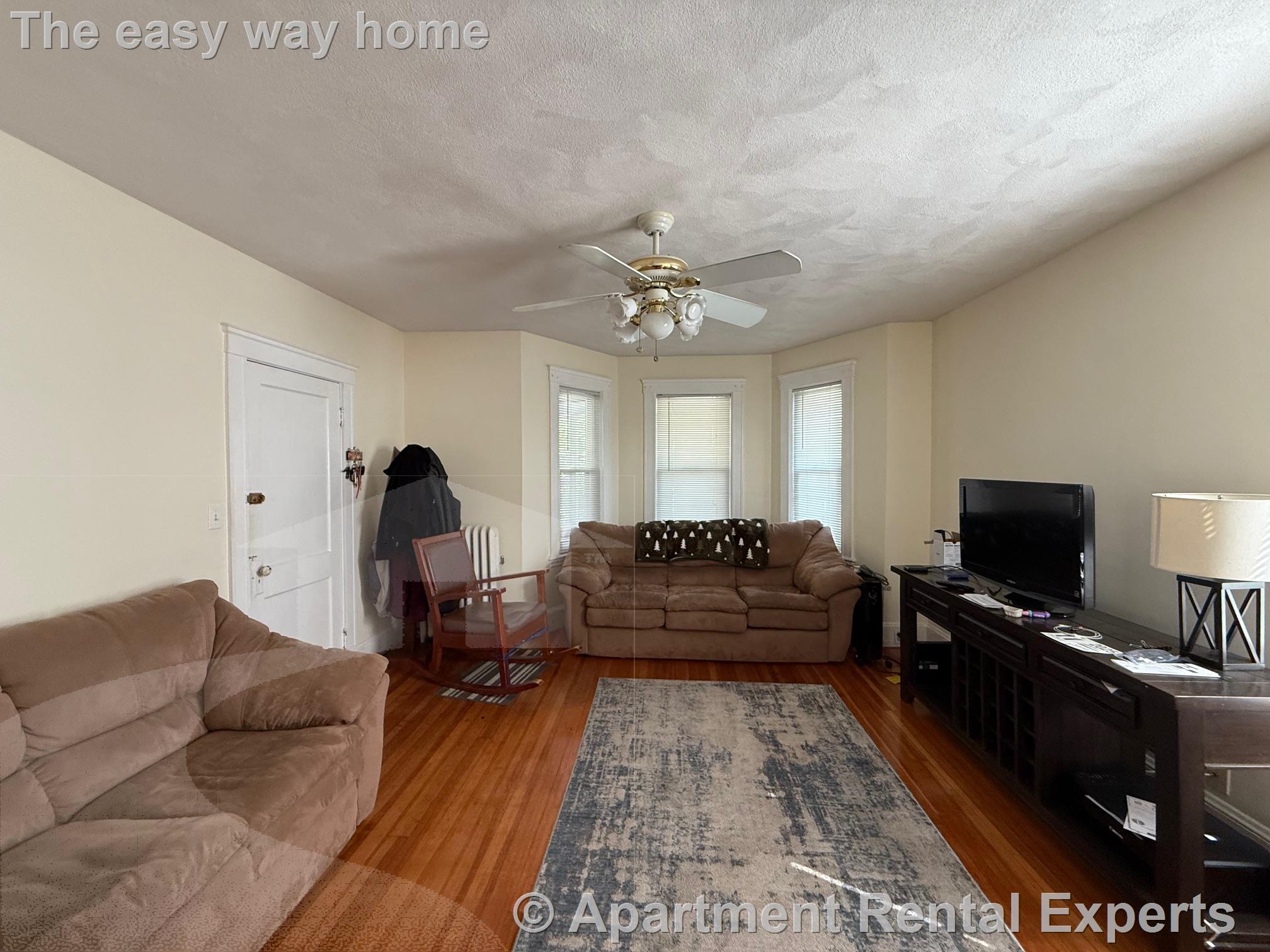 2 bed, 1 bath apartment for rent at 21 Dover St Unit 2, Davis Square — photo 7 of 11