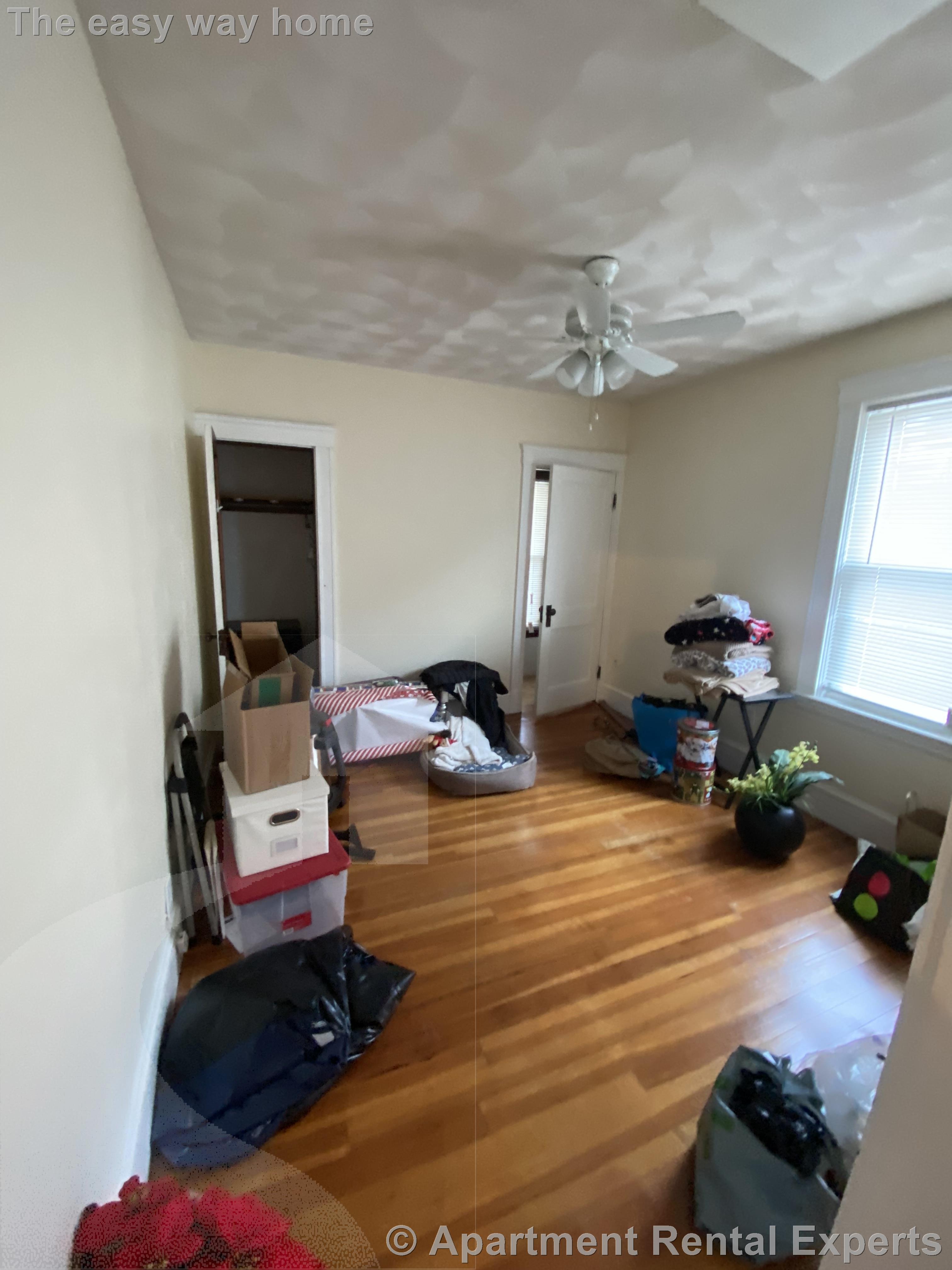 2 bed, 1 bath apartment for rent at 21 Dover St Unit 2, Davis Square — photo 4 of 11