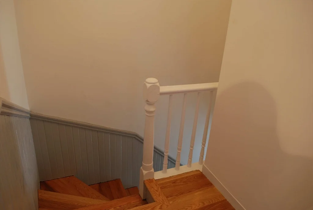 2 bed, 1 bath apartment for rent at 21 Durham St Unit 21, Ward Two — photo 2 of 14