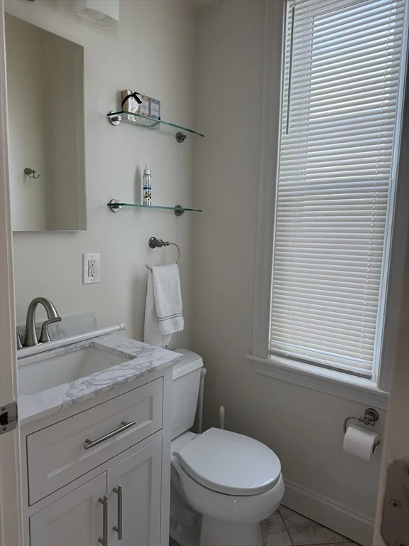 2 bed, 1 bath apartment for rent at 21 Durham St Unit 21, Ward Two — photo 10 of 14