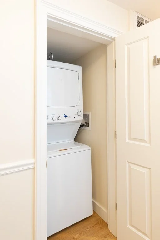 2 bed, 2 bath apartment for rent at 21 East Concord St Unit 1Tp, South End — photo 4 of 8