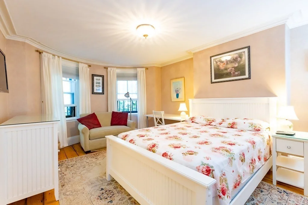 2 bed, 2 bath apartment for rent at 21 East Concord St Unit 1Tp, South End — photo 5 of 8