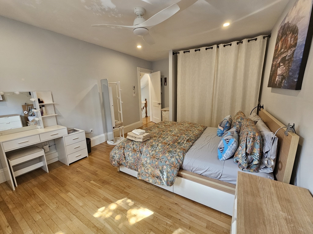 4 bed, 1 bath apartment for rent at 21 Edge Hill St Unit 21, Jamaica Plain — photo 21 of 40
