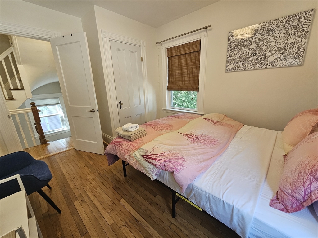 4 bed, 1 bath apartment for rent at 21 Edge Hill St Unit 21, Jamaica Plain — photo 23 of 40