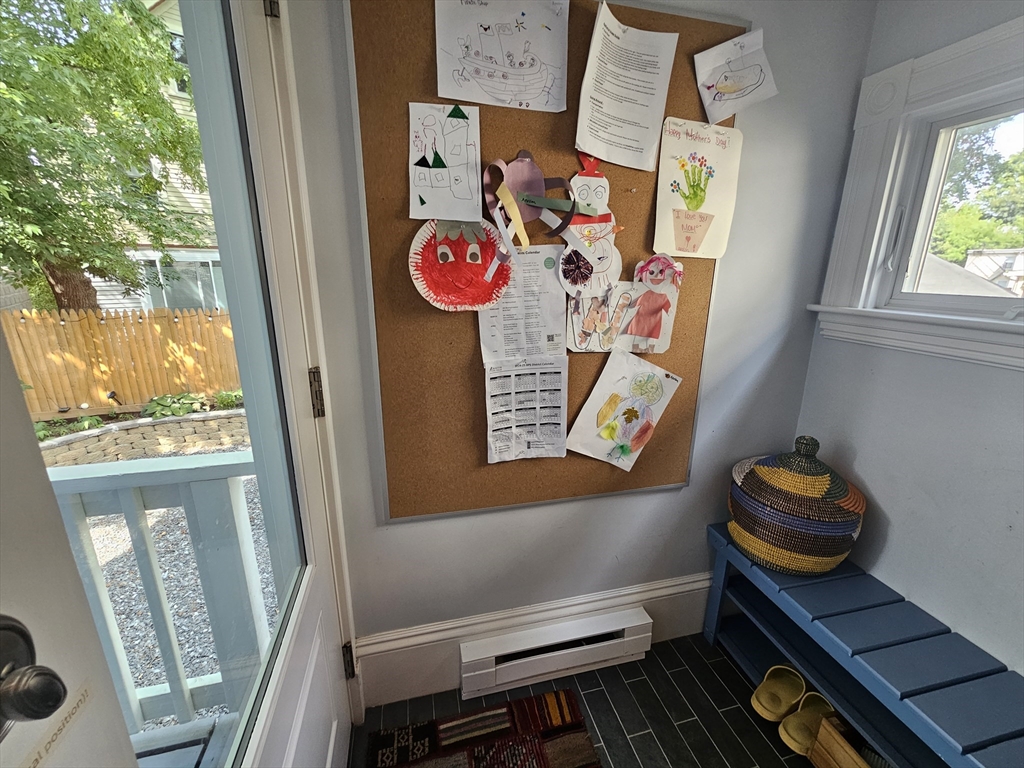 4 bed, 1 bath apartment for rent at 21 Edge Hill St Unit 21, Jamaica Plain — photo 33 of 40