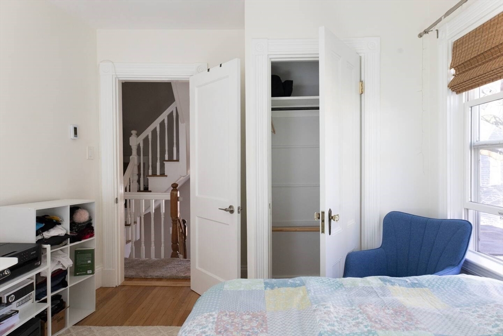 4 bed, 1 bath apartment for rent at 21 Edge Hill St Unit 21, Jamaica Plain — photo 6 of 40