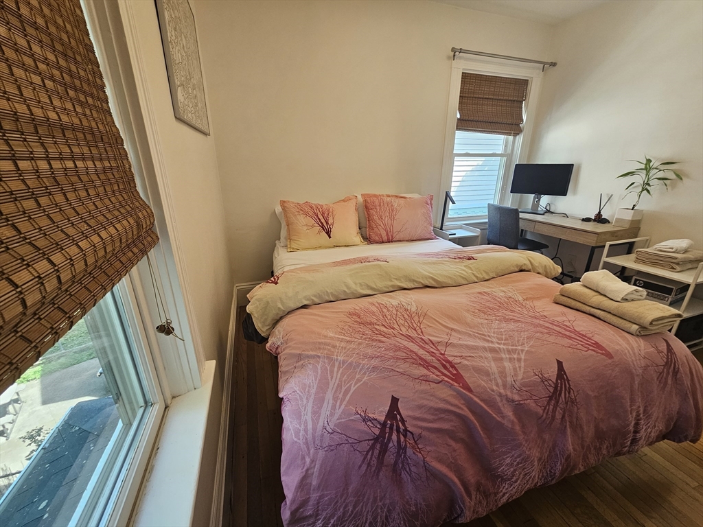 4 bed, 1 bath apartment for rent at 21 Edge Hill St Unit 21, Jamaica Plain — photo 22 of 40