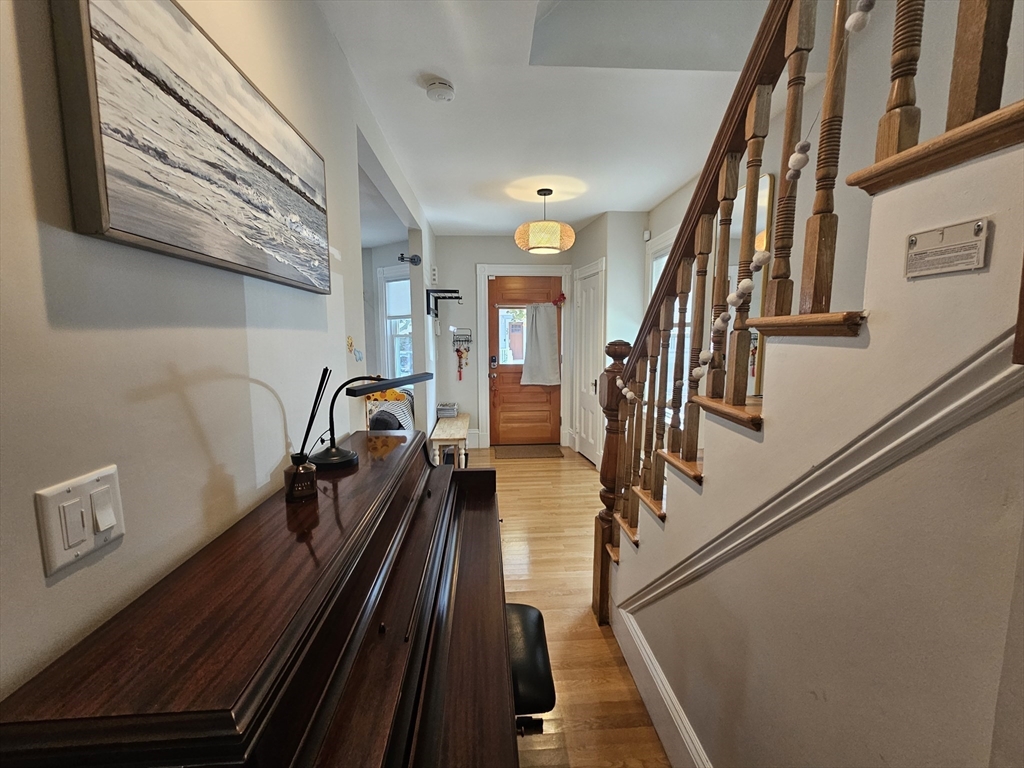 4 bed, 1 bath apartment for rent at 21 Edge Hill St Unit 21, Jamaica Plain — photo 17 of 40