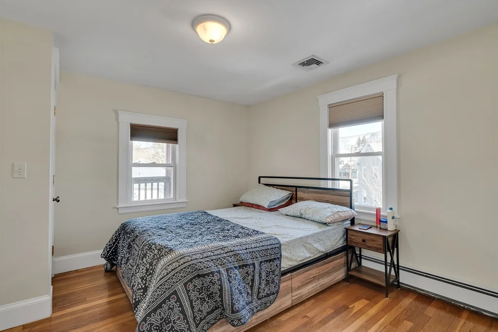 2 bed, 1 bath apartment for rent at 21 Elliot St Unit 21, Newton — photo 9 of 16