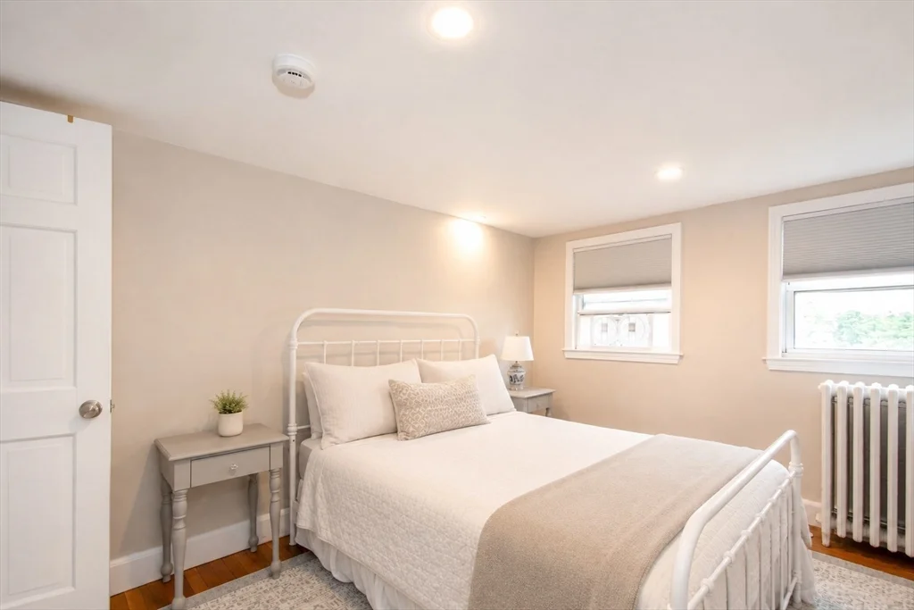 2 bed, 1 bath apartment for rent at 21 Elm Ct Unit 21, Cohasset — photo 13 of 23