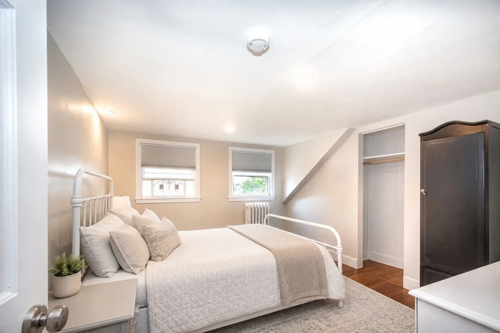 2 bed, 1 bath apartment for rent at 21 Elm Ct Unit 21, Cohasset — photo 12 of 23