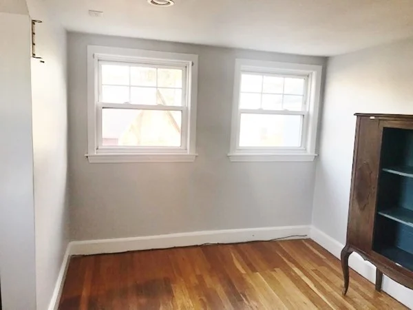 2 bed, 1 bath apartment for rent at 21 Elm Ct Unit B, Cohasset — photo 3 of 9