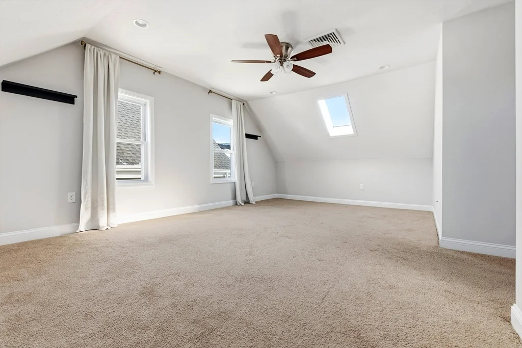 4 bed, 3 bath apartment for rent at 21 Emerton St Unit 2, Salem — photo 20 of 20