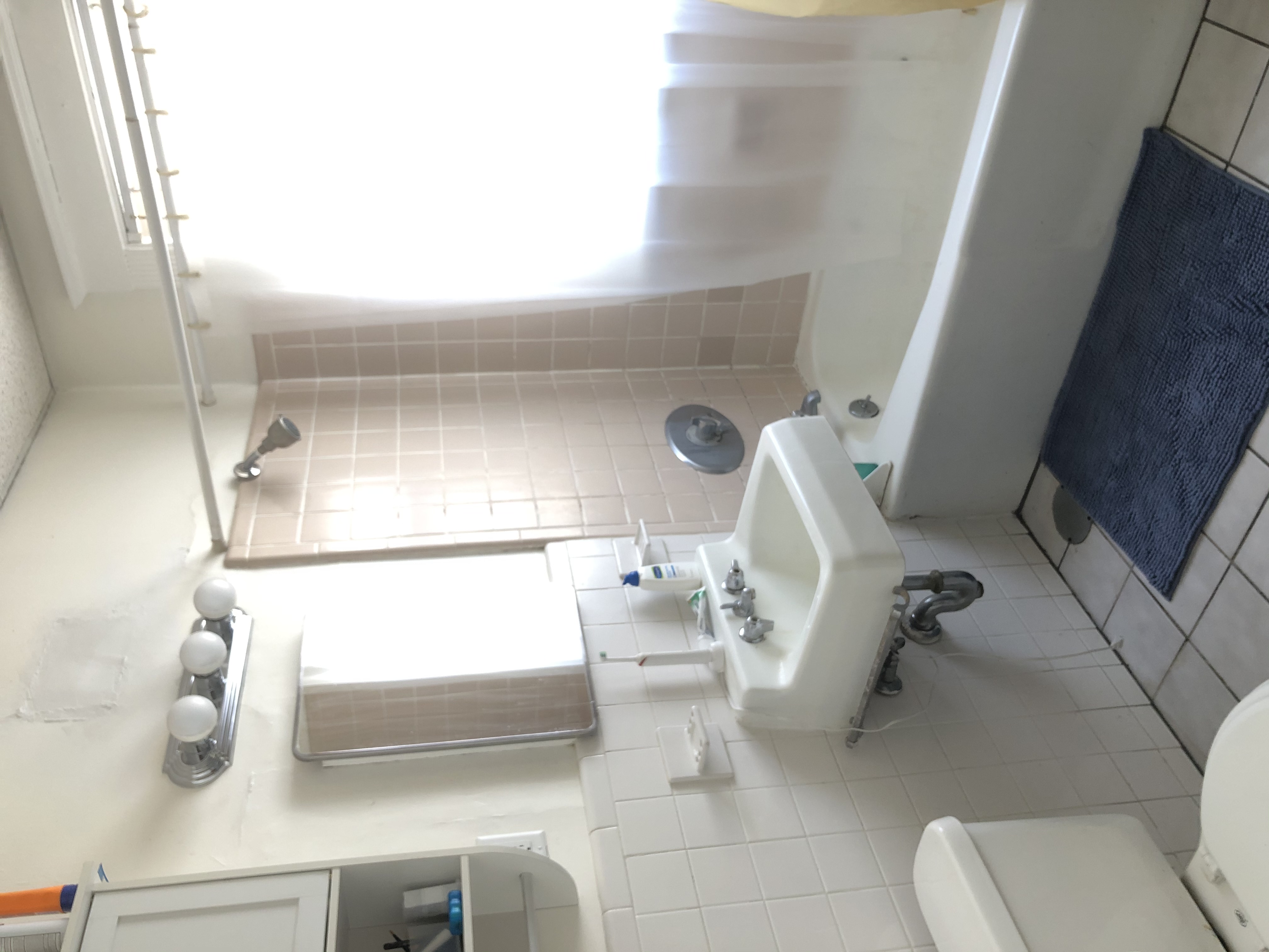 Studio bed, 1 bath apartment for rent at 21 Endicott Ave Unit 1, Teele Square — photo 10 of 10