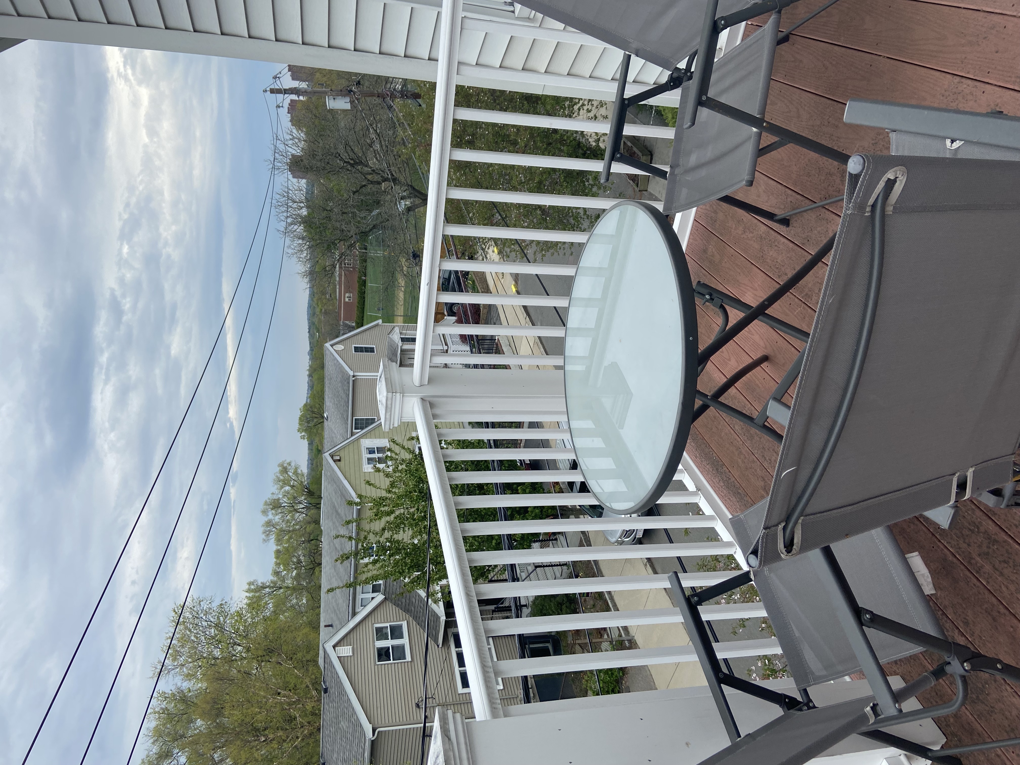 Studio bed, 1 bath apartment for rent at 21 Endicott Ave Unit 1, Teele Square — photo 1 of 10