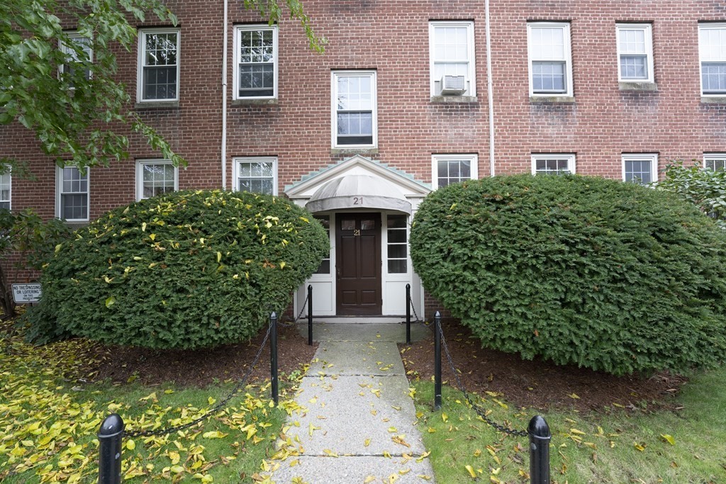 2 bed, 1 bath apartment for rent at 21 Englewood Ave Unit 2, Salisbury Road - Corey Farm — photo 20 of 22