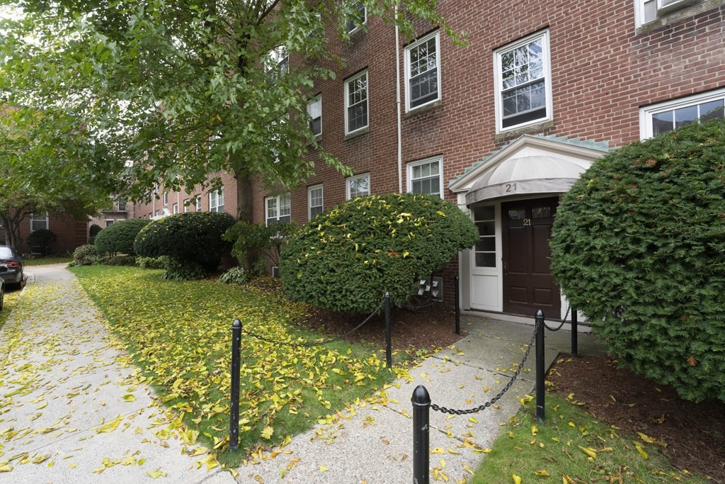 2 bed, 1 bath apartment for rent at 21 Englewood Ave Unit 2, Salisbury Road - Corey Farm — photo 21 of 22