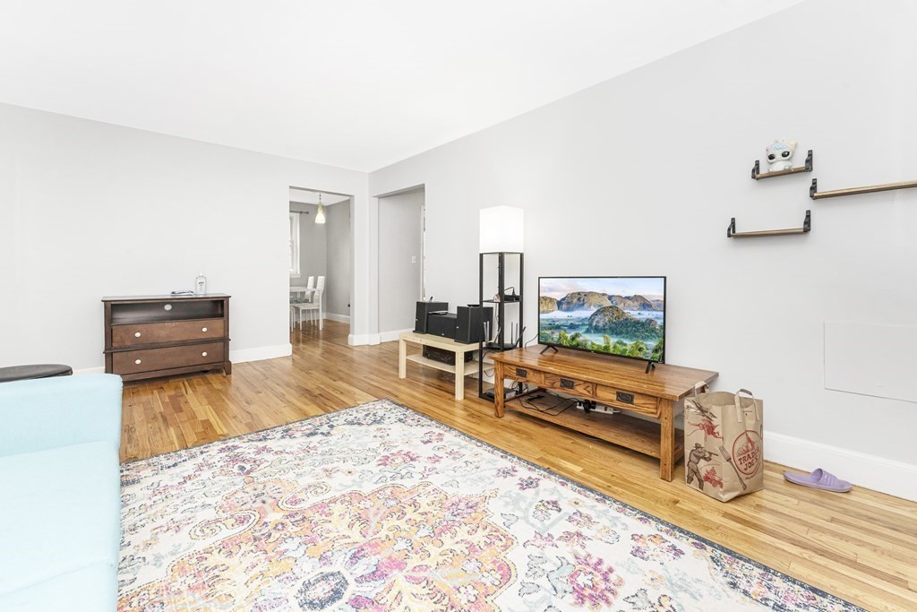 2 bed, 1 bath apartment for rent at 21 Englewood Ave Unit 2, Salisbury Road - Corey Farm — photo 5 of 22