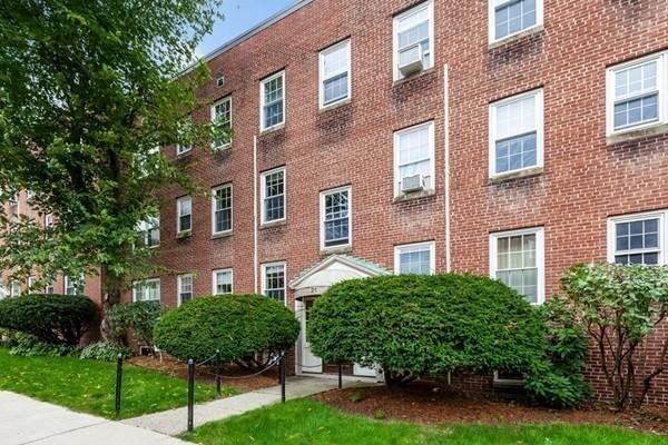2 bed, 1 bath apartment for rent at 21 Englewood Ave Unit 5, Corey Hill — photo 17 of 17