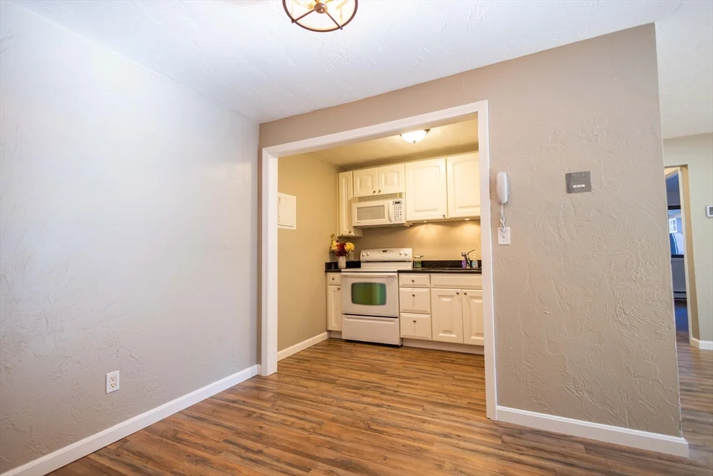2 bed, 1 bath apartment for rent at 21 Erick Rd Unit 16, Mansfield — photo 4 of 28