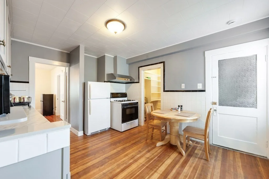 2 bed, 1 bath apartment for rent at 21 Ericsson St Unit 2, Strawberry Hill — photo 14 of 22