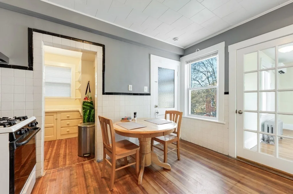 2 bed, 1 bath apartment for rent at 21 Ericsson St Unit 2, Strawberry Hill — photo 17 of 22