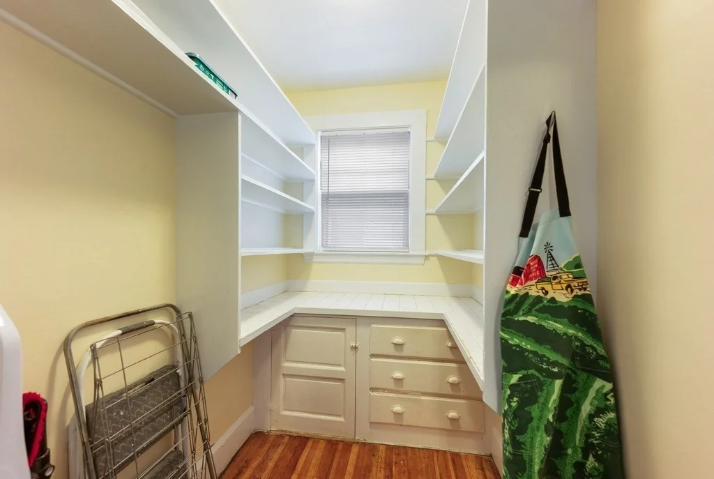 2 bed, 1 bath apartment for rent at 21 Ericsson St Unit 2, Strawberry Hill — photo 18 of 22