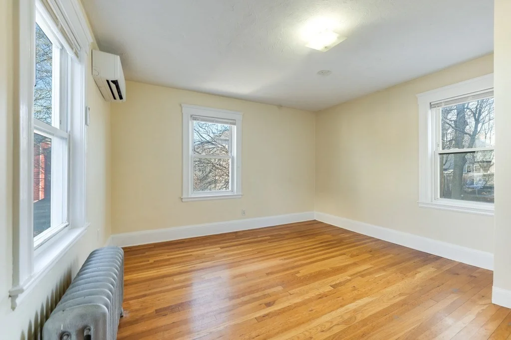 2 bed, 1 bath apartment for rent at 21 Ericsson St Unit 2, Strawberry Hill — photo 7 of 22