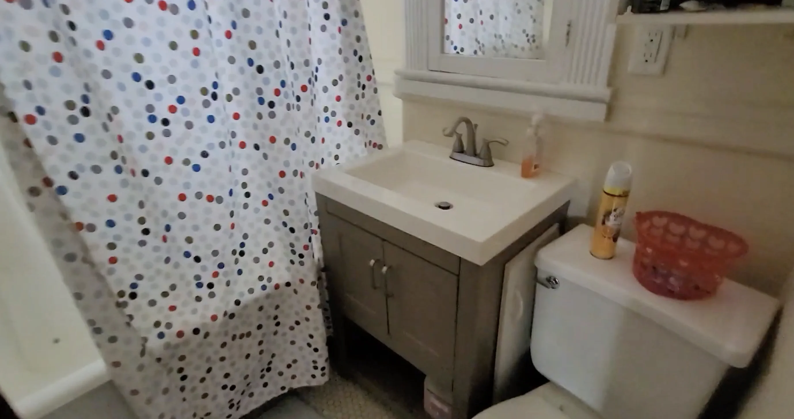 4 bed, 1.5 bath apartment for rent at 21 Euston St Unit 3, Brookline — photo 11 of 12