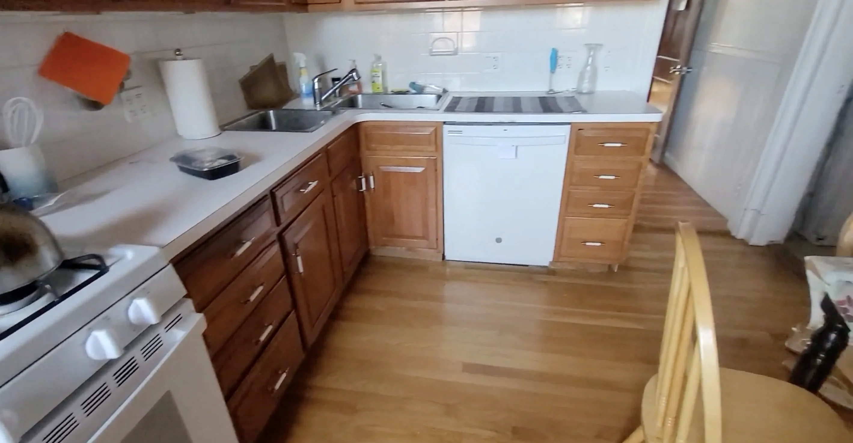 4 bed, 1.5 bath apartment for rent at 21 Euston St Unit 3, Brookline — photo 6 of 12