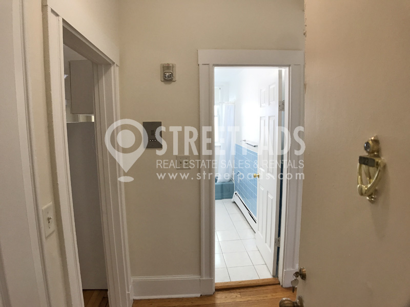 2 bed, 1 bath apartment for rent at 21 Fairbanks St Unit 23, Griggs Park — photo 13 of 16