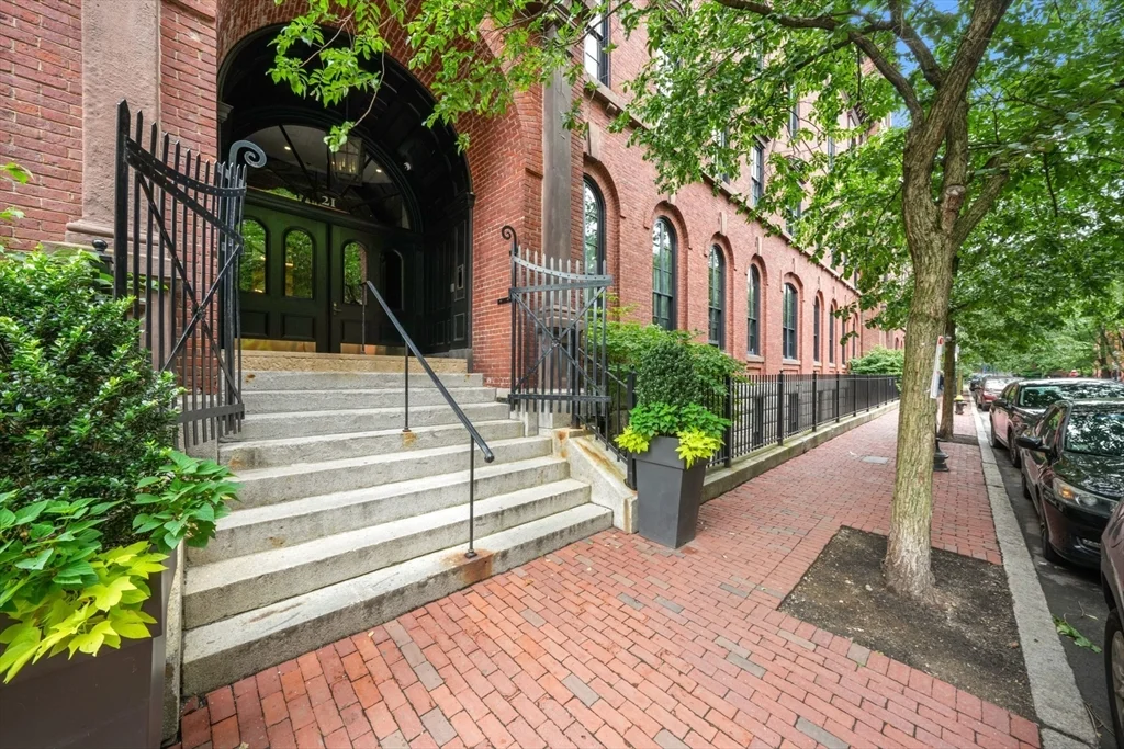 2 bed, 2 bath apartment for rent at 21 Father Francis Gilday Unit 112, South End — photo 23 of 26
