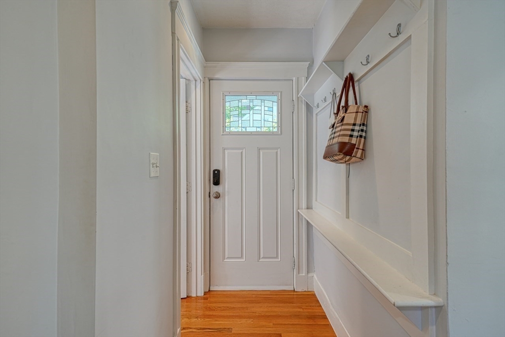 3 bed, 2 bath apartment for rent at 21 Fessenden Rd Unit 21, Arlington — photo 11 of 28