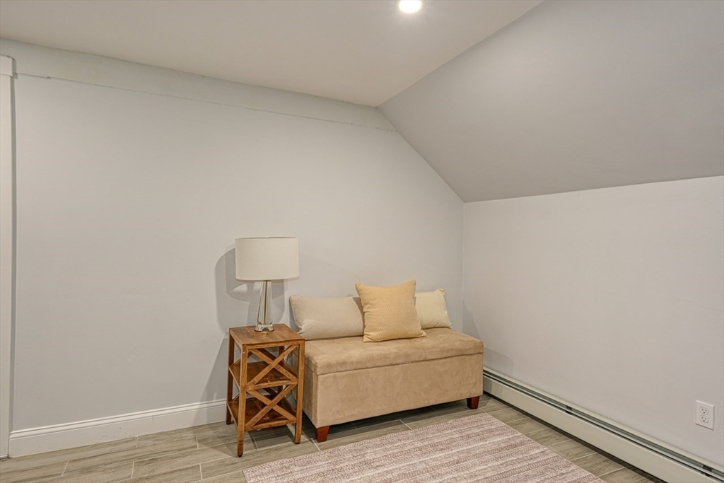 3 bed, 2 bath apartment for rent at 21 Fessenden Rd Unit 21, Arlington — photo 17 of 28