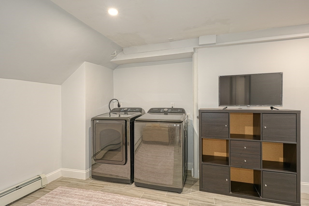 3 bed, 2 bath apartment for rent at 21 Fessenden Rd Unit 21, Arlington — photo 18 of 28
