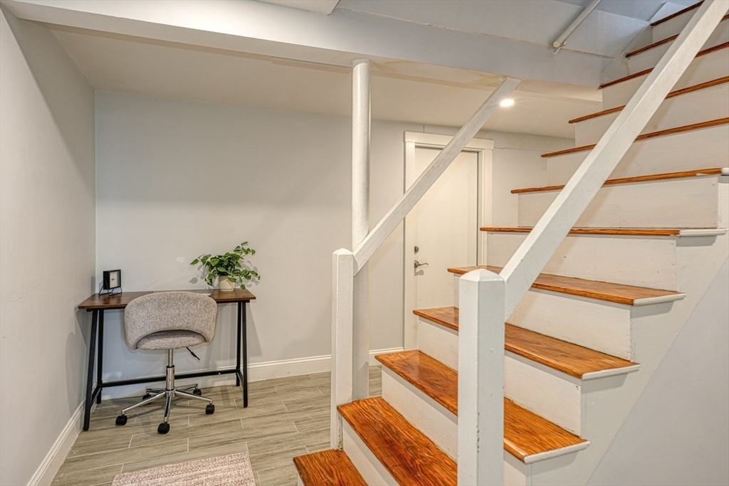 3 bed, 2 bath apartment for rent at 21 Fessenden Rd Unit 21, Arlington — photo 12 of 28