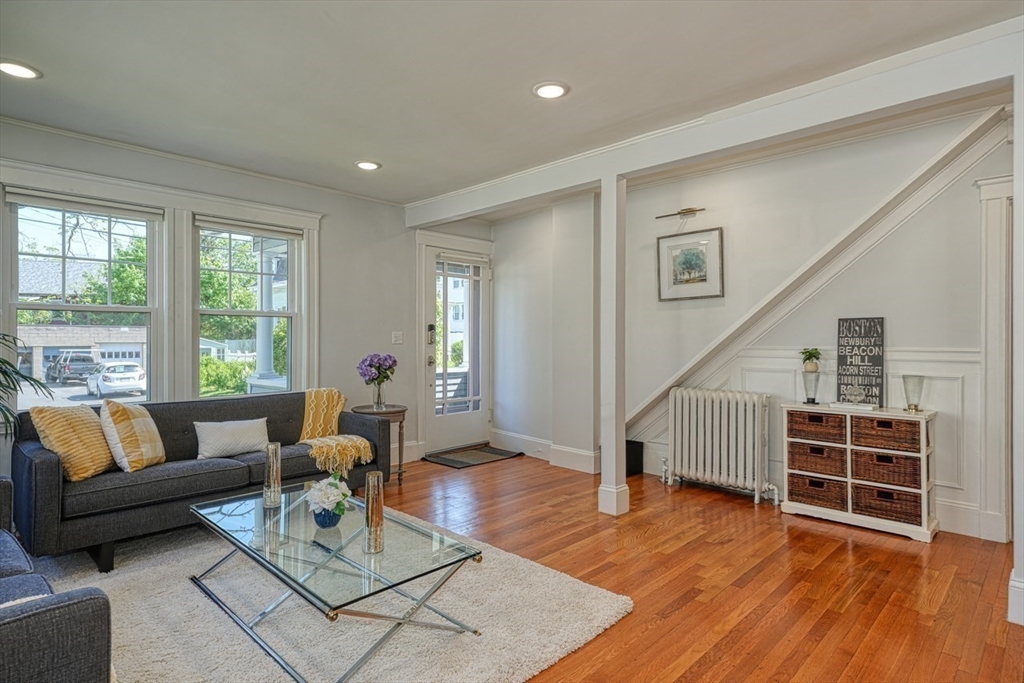 3 bed, 2 bath apartment for rent at 21 Fessenden Rd Unit 21, Arlington — photo 5 of 28