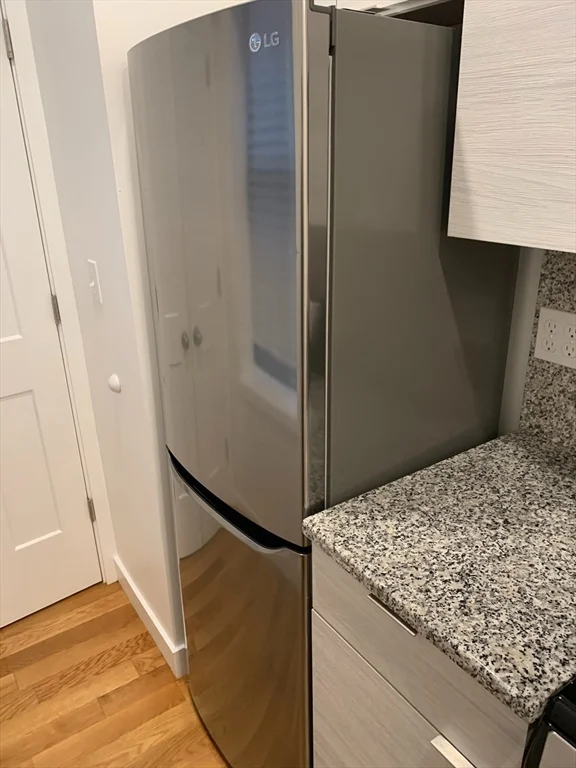 Studio bed, 1 bath apartment for rent at 21 Fifth St Unit 1, Chelsea — photo 7 of 10