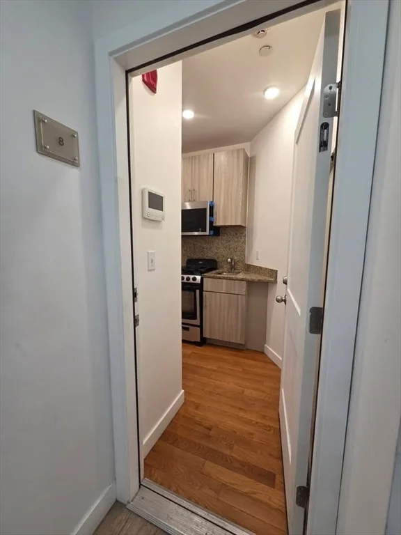 Studio bed, 1 bath apartment for rent at 21 Fifth St Unit 13, Chelsea