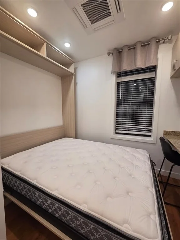 Studio bed, 1 bath apartment for rent at 21 Fifth St Unit 13, Chelsea — photo 5 of 13
