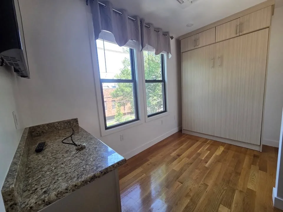 Studio bed, 1 bath apartment for rent at 21 Fifth St Unit 19, Chelsea — photo 2 of 6